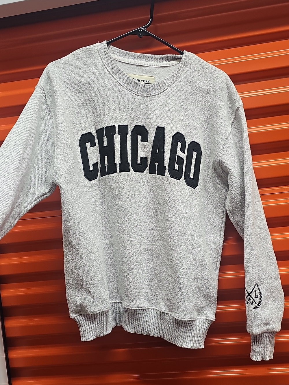 CHICAGO Crewneck Sweatshirt - Light Gray with Black Applique